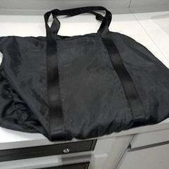 Bag Zwart, as reported by Van der Valk Hotel Schiphol using iLost