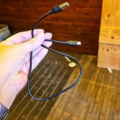 케이블 Usb A/ Usb C, iLost를 사용하여 Into The Great Wide Open에 보고됨