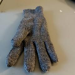 Arropa - Handschoen, gisa salatu by Regio Oost-Vlaanderen iLost erabiliz