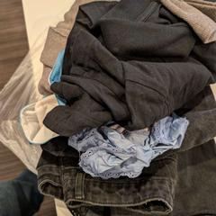 Roupa, como reportado por Inntel Hotels Utrecht Centre utilizando o iLost