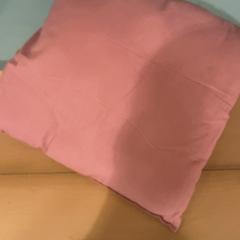 Polštář, jak nahlášeno Familie Resort Molenwaard pomocí iLost