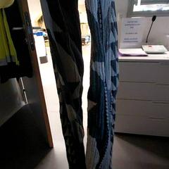 スカーフ がiLostで IKEA Orléans - Ardon によって報告されました