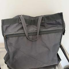 Bolsa, ha sido reportado por Arriva West-Brabant con iLost