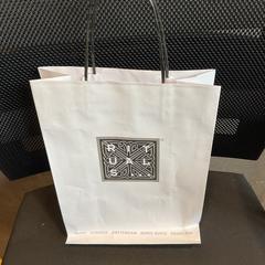 Borsa, come riportato da Designer Outlet Roosendaal utilizzando iLost