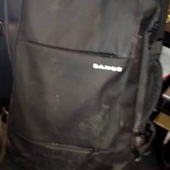 حقائب الظهر والحقائب النهارية، كما تم الإبلاغ عنه بواسطة TivoliVredenburg عبر iLost