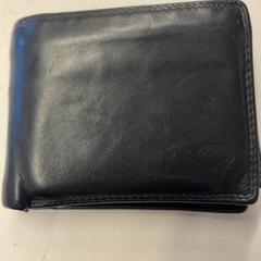 Carteira Deacon, como reportado por GVB utilizando o iLost