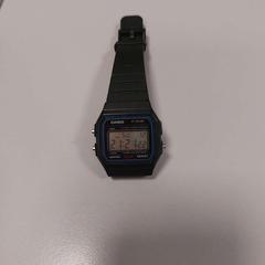 Digitale horloge Zwart, zoals gemeld door Vrije Universiteit Amsterdam met iLost