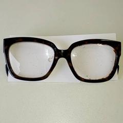 النظارات، كما تم الإبلاغ عنه بواسطة Centraal magazijn عبر iLost