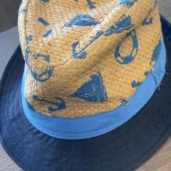 Sombrero Blau Beige, ha sido reportado por Movie Park Germany con iLost