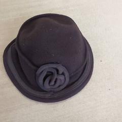 Oblečení Hoed, jak nahlášeno Regio Limburg - Leuven pomocí iLost