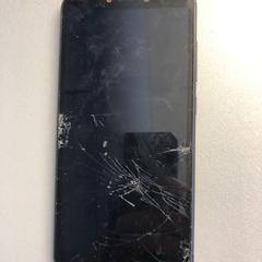 Zwarte telefoon merk Wiko, as reported by Awakenings ADE - Gashouder using iLost