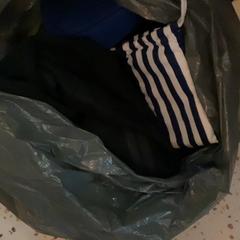 Sac & Vêtements Black blue, a été signalé par MEININGER Hotel Köln West utilisant iLost