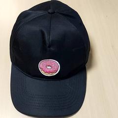 Kleding - Baseballpet, como reportado por Centraal magazijn utilizando o iLost