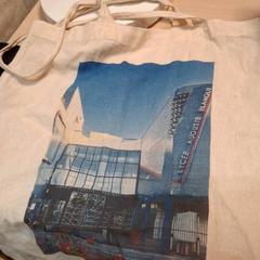 Bolsas, segundo informou IKEA Paris - Italie Deux usando iLost