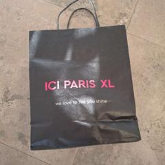 Vak Paris XL, jak nahlášeno Centraal magazijn pomocí iLost