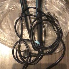 ストレートヘアアイロン Zwart, turquoise がiLostで Van der Valk Hotel Zwolle によって報告されました