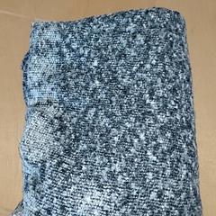Kleding - sjaal grijs, a été signalé par Centraal magazijn utilisant iLost