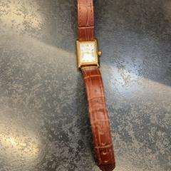 Orologio, come riportato da Rotterdam The Hague Airport utilizzando iLost