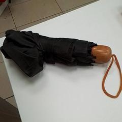 Paraugas, segundo informou ilévia usando iLost