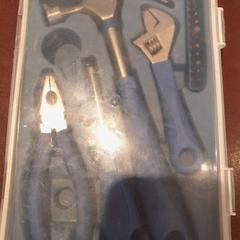 Aktentasche à outils, gemeldet von TCL über iLost