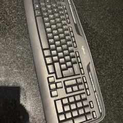 건반 zwart, iLost를 사용하여 Hotel Van der Valk Harderwijk op de Veluwe에 보고됨