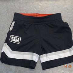 Kleding Zwart wit rood NBA short, zoals gemeld door Gemeente Leopoldsburg met iLost