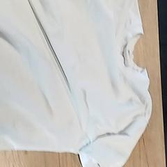 Kleding - shirt, jak nahlášeno Regio Antwerpen - Brussel pomocí iLost
