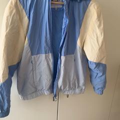 Raincoat Blauw, as reported by Regio Limburg - Leuven using iLost