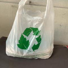 İLost kullanarak Regio Antwerpen - Brussel tarafından bildirildiği gibi Çanta wit plasttick