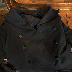 Chaqueta Teruggebracht van vrijdag nacht, segundo informou Café Leentje usando iLost