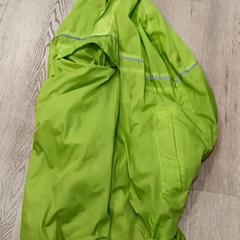 Poncho, jak nahlášeno RRReis Trein Amersfoort / Ede-Wageningen pomocí iLost