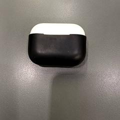 Earpodcase, segons ha informat Qbuzz GD Groningen HS mitjançant iLost