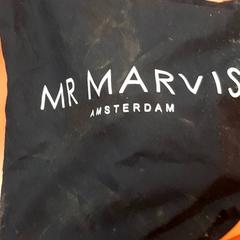 Táska, amint azt UvA REC az iLost segítségével jelentette.