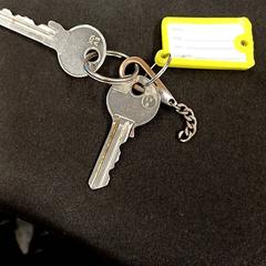 Trousseau clefs, jak nahlášeno IKEA Toulon pomocí iLost