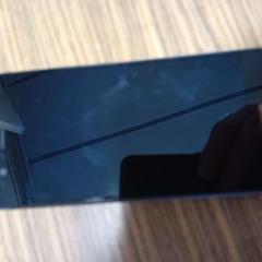 الهاتف الذكي Huawei zwart، كما تم الإبلاغ عنه بواسطة Centraal magazijn عبر iLost