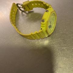 Orologio Jaune verte, come riportato da MEININGER Hotel Marseille Centre la Joliette utilizzando iLost