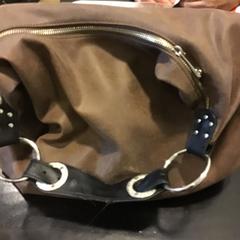 Torba, zgłoszono przez U-OV Utrecht przy użyciu iLost