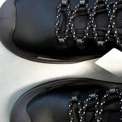 Skor Zwart, rapporterat av Arriva Friesland / Groningen med iLost