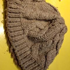 Beanie Beige, jak nahlášeno IKEA Paris Nord Roissy pomocí iLost