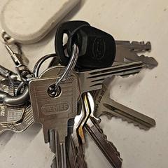 Llave, ha sido reportado por GVB con iLost