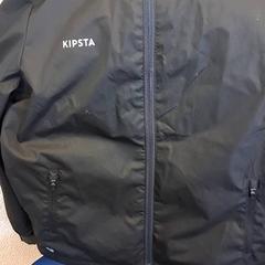 Jas, zoals gemeld door Familiepark Drievliet met iLost