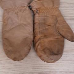 Eskularruak, gisa salatu by IKEA Gävle iLost erabiliz