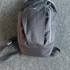 Ryggsäck, rapporterat av Arriva Achterhoek-Rivierenland med iLost