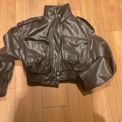 재킷 Bruin - 140226 CHO, iLost를 사용하여 Ziggo Dome에 보고됨