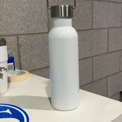 Bottle White, as reported by Cincinnati Tennis LLC using iLost