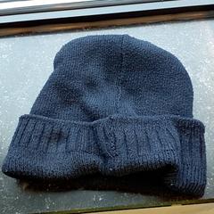 Roupa - muts, segundo informou Regio Antwerpen - Brussel usando iLost