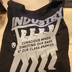 Bag Vol shirts, as reported by Poppodium 013 using iLost