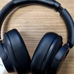 Auriculares, segundo informou Connexxion Amstelland-Meerlanden Schiphol Noord usando iLost