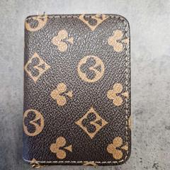 İLost kullanarak Regio Limburg - Leuven tarafından bildirildiği gibi Kleine portomonee Portomonee bruin