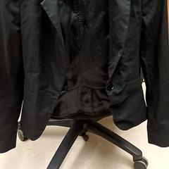 Blazer Zwart, amint azt Qbuzz GD Groningen Peizerweg az iLost segítségével jelentette.